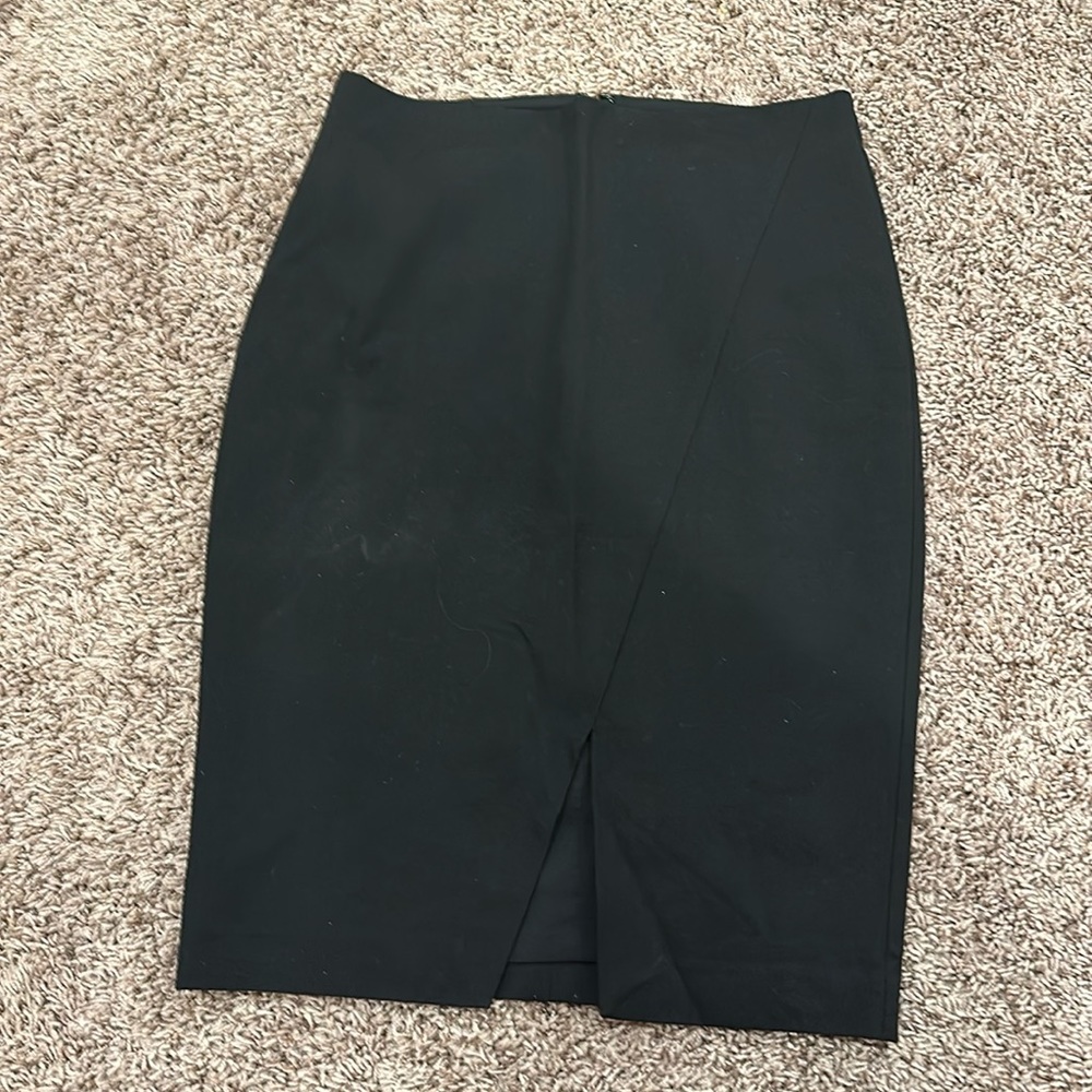 Loft black pencil skirt. Size 4